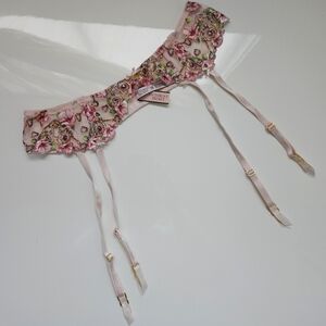 Victoria's secret - Embroidered pink floral garter belt (M/L)